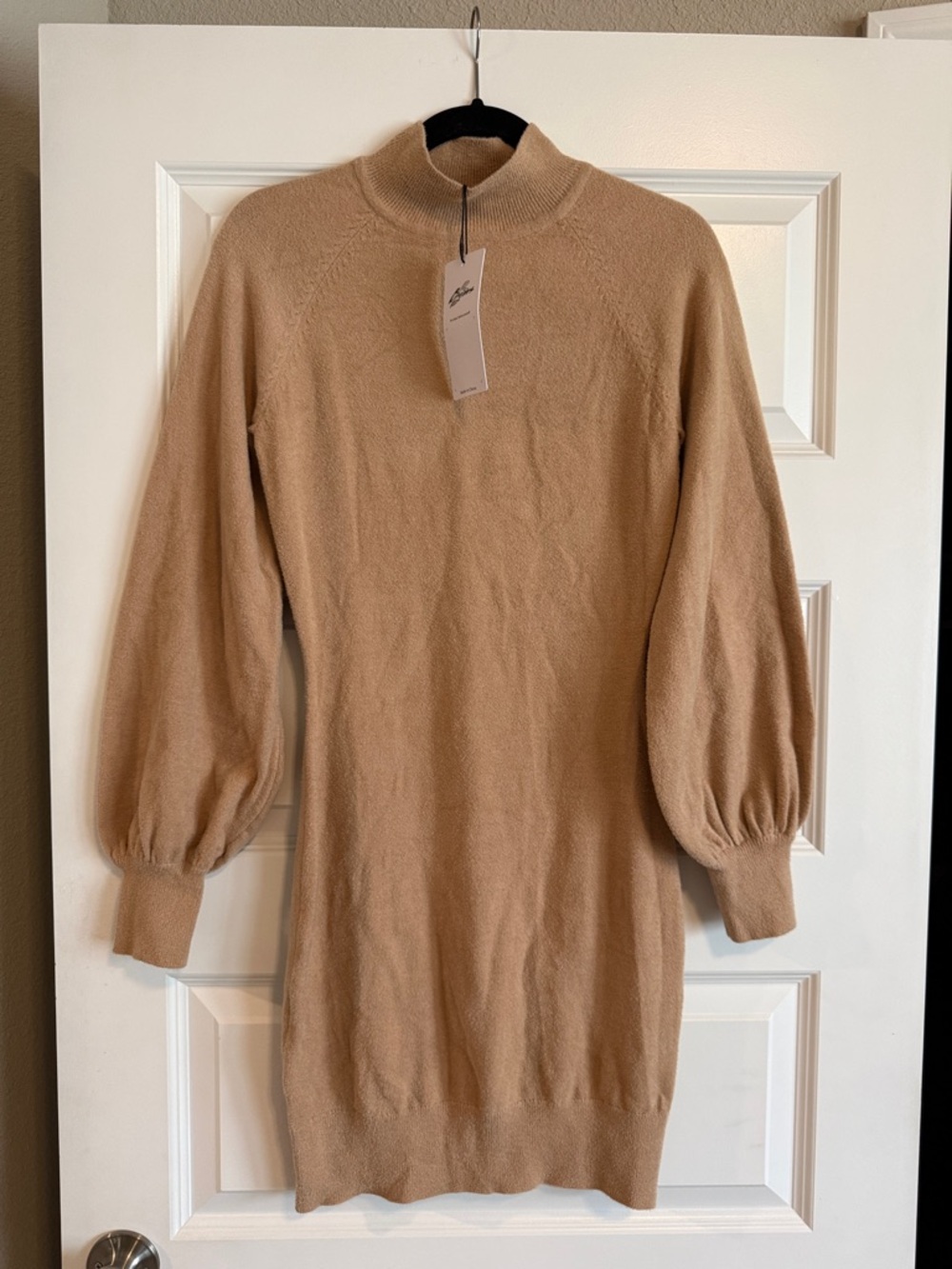 Classic Crewneck Balloon-Sleeve Sweater Dress - Camel